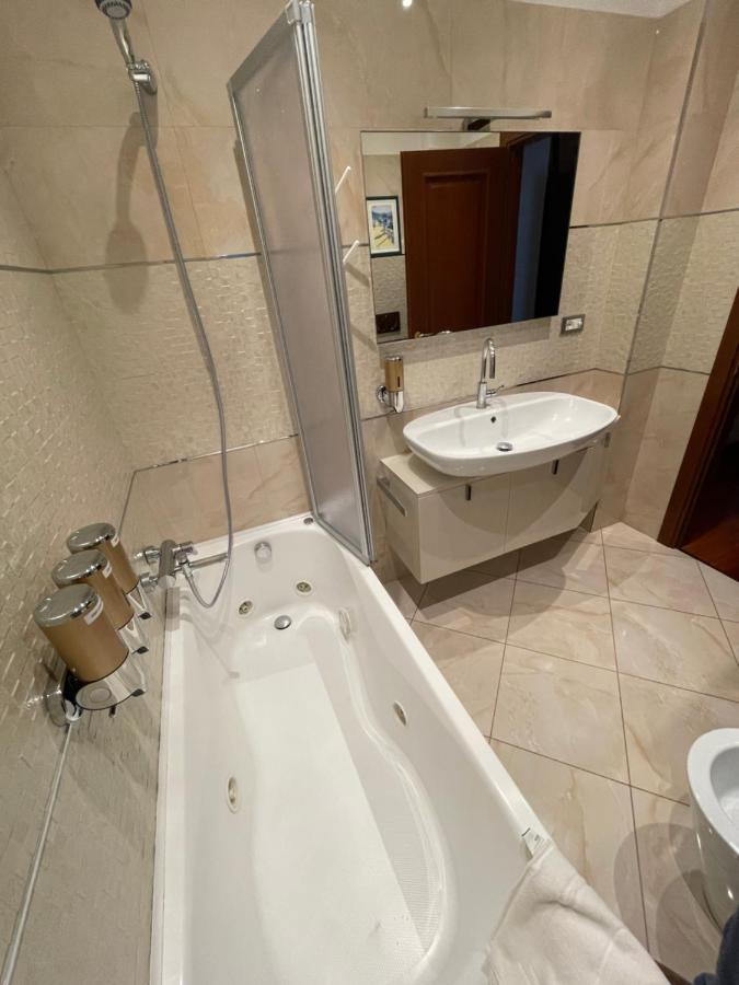 Casa Alessi In Rome Elegant, Spacious And Comfortable Apartment Экстерьер фото